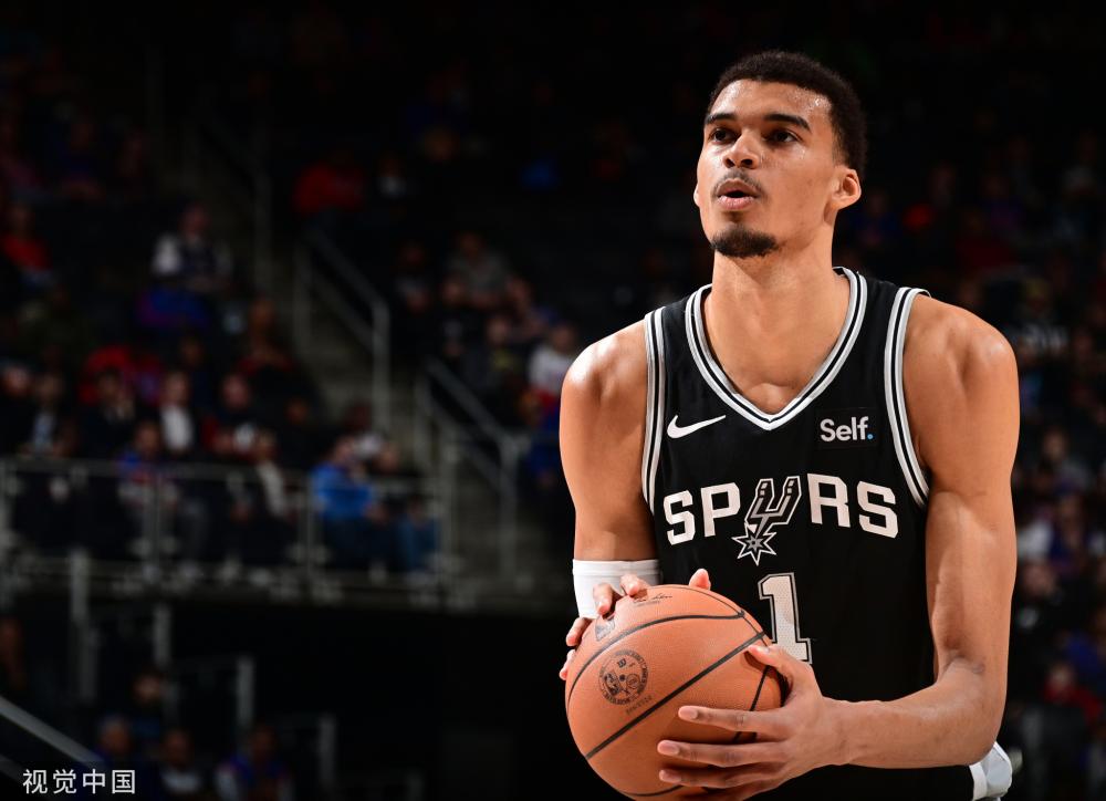 攻防两端的 攻防两端的